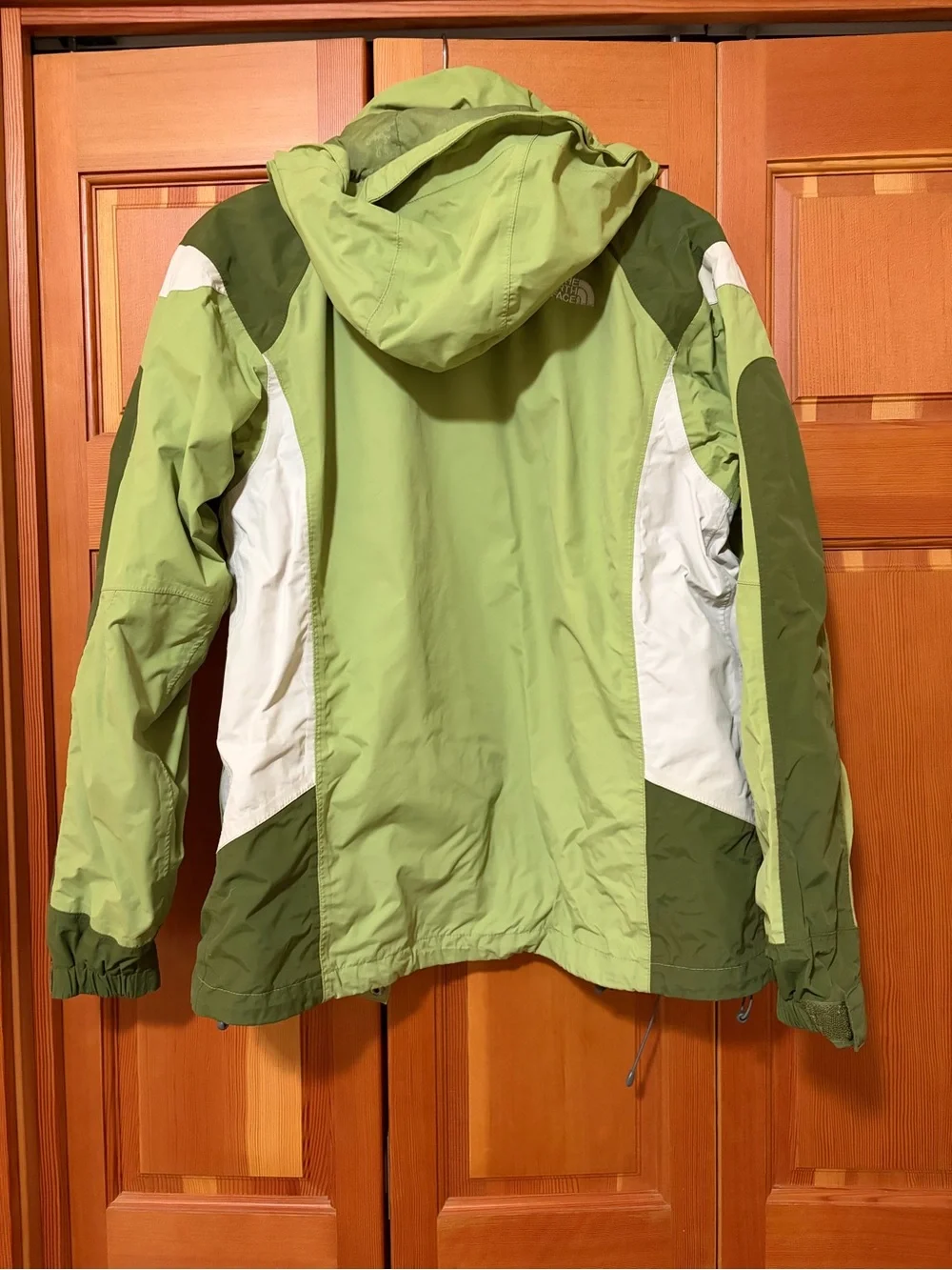 The North Face Hyvent Lime Green & White Hooded Waterproof Jacket Size M